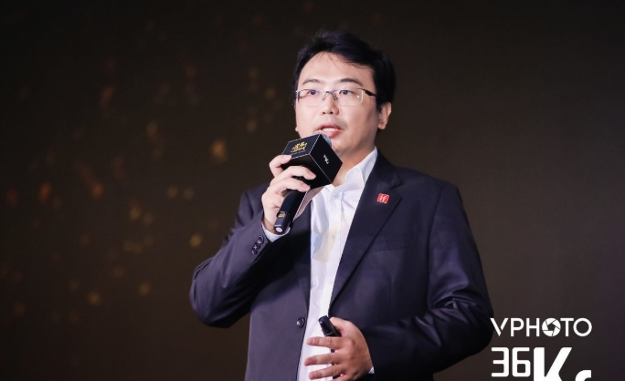 36氪| yp街机：打造人工智能芯片与 AI OS 平台的“软硬”结合